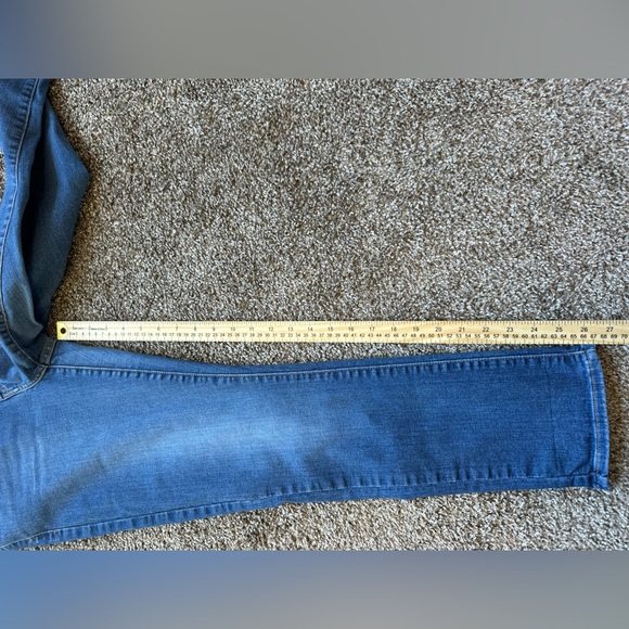 Levi's Classic Mid-Rise Skinny Jeans Wash Blue Women's Size 12 - Picture 7 of 10